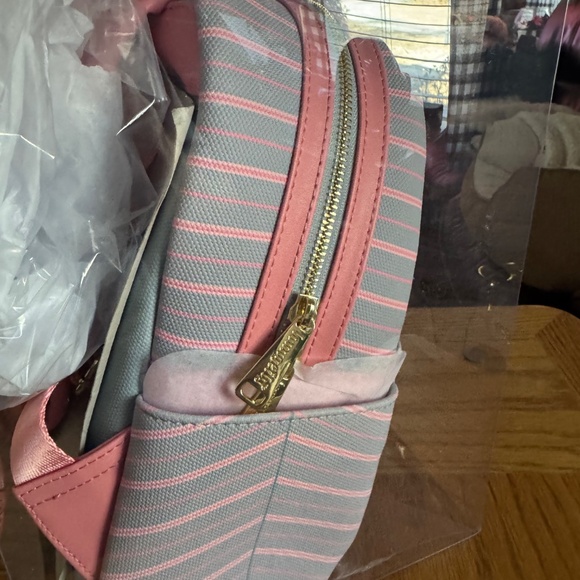 Loungefly Wicked Glinda Shiz University Uniform Cosplay Mini Backpack (A5) - Picture 6 of 9